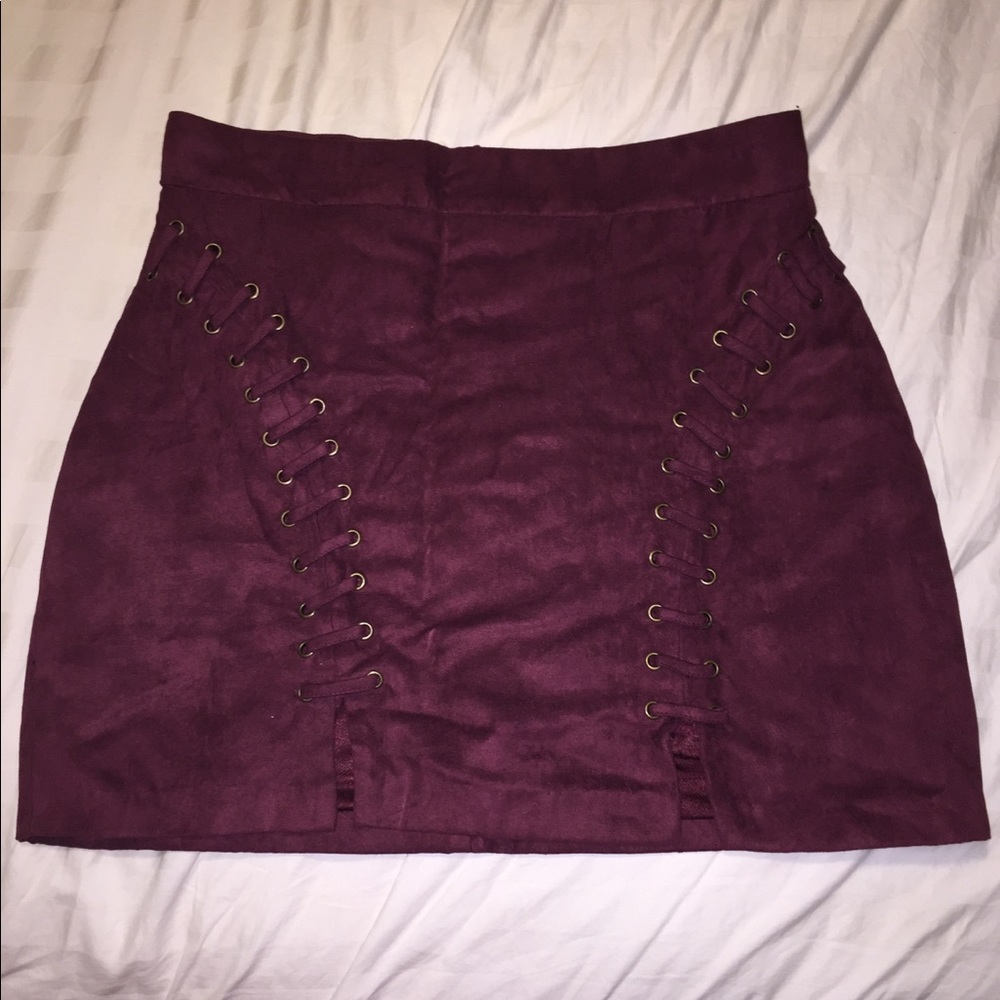Maroon mini skirt